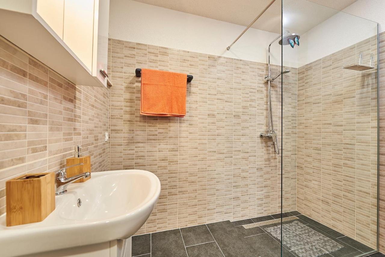 Studio Apartment Bascan Трогир Экстерьер фото